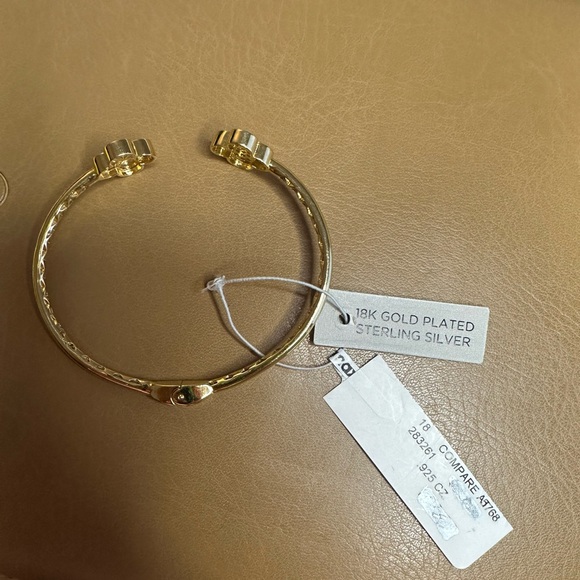 Quatrefoil Hinged 18 Karat over 925. Mother of Pearl Bracelet - Picture 2 of 5